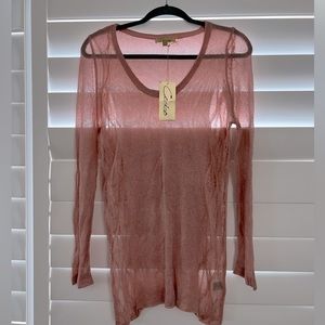 BRAND NEW! Cecico Top - Large